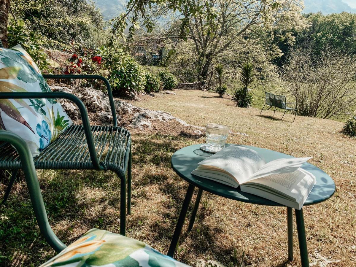 Hostal Bella Kalma, acogedora casa con parking, jardin y wifi Llanes Exterior foto